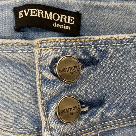 Ripped jeans - Picture 2 of 4